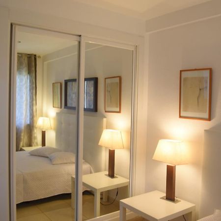 Apartamentos De Los Cisnes ベナルマデナ エクステリア 写真